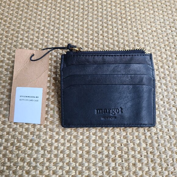 NWT: Margo New York – 100% Leather Black - Betty Zip - Card Case - Picture 3 of 9